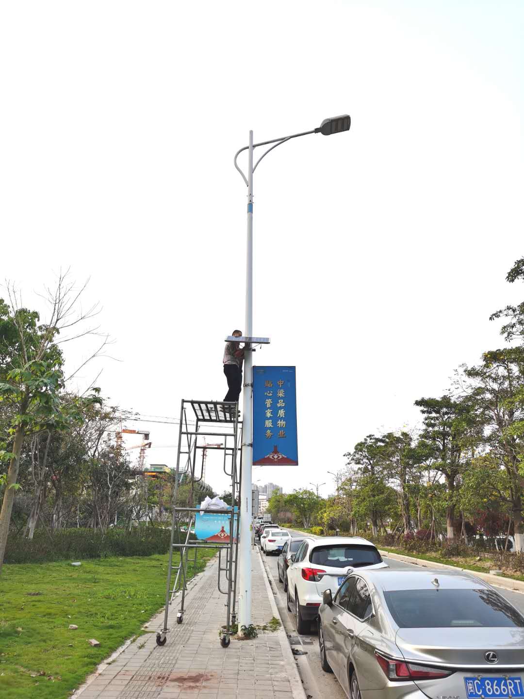 廠家供應(yīng)0電費(fèi)廣告燈箱