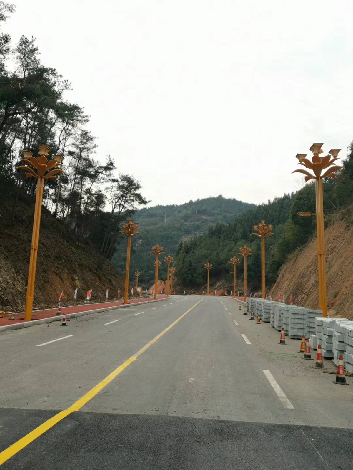 多燈頭光能景觀燈免布線路燈