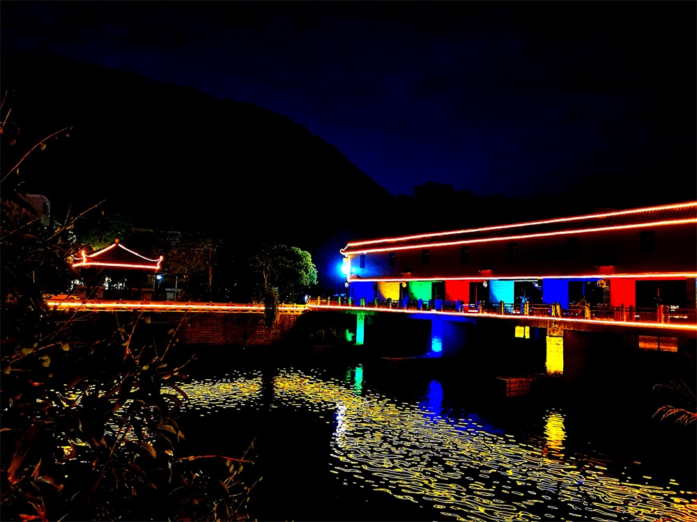 微光能景觀燈公園夜間效果