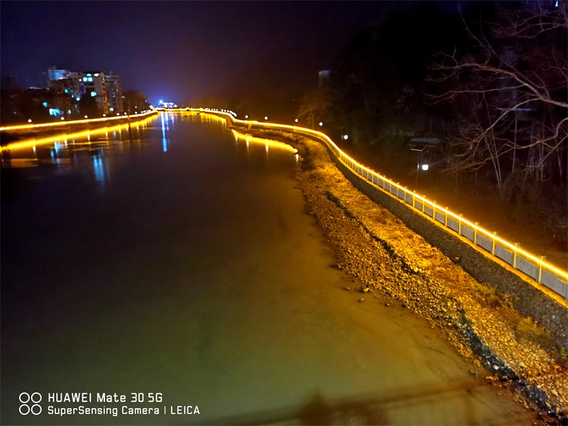 2021太陽能無電亮化夜景系列能路燈帶夜景